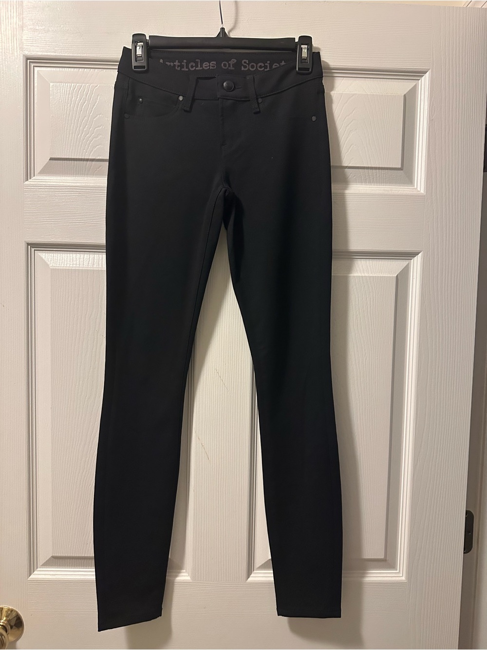 Women’s Articles Of Society Black Skinny Ponte Leggings - Size 24